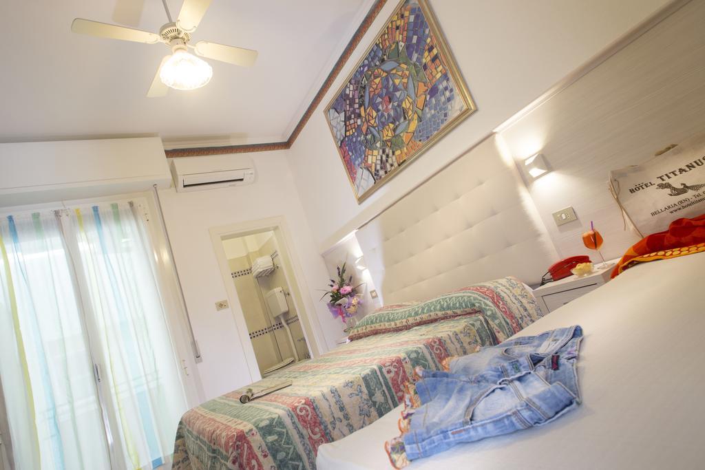 Hotel Titanus Μπελάρια-Ιτζέα Μαρίνα Εξωτερικό φωτογραφία